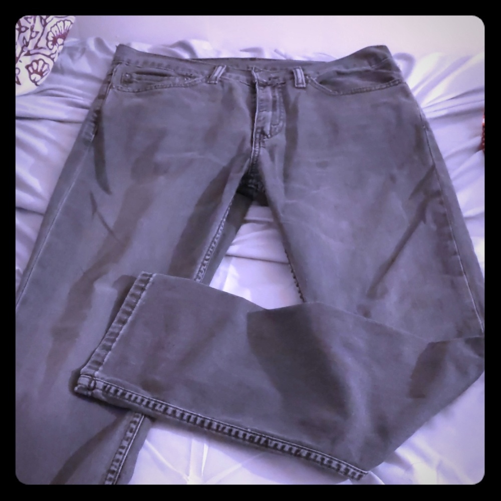 Levi's grey jeans